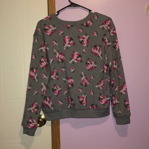 Sweater - Picture 2 of 4